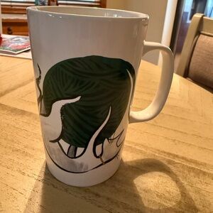 Starbucks 2015 Cat With Green Ball of Yarn Design Large 16oz Coffee Cup Tea Mug